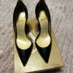 Christin Loubitonss designer